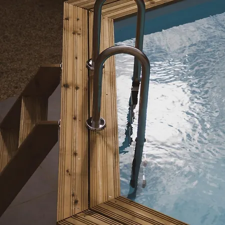 Prázdninový dům Domaine De Merins, 10 Couchages Avec Piscine, Face A La Riviere, A 4km De La Fleury (Aude)